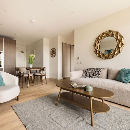 Charles Hope London Greenford Greenford  Ngoại thất bức ảnh