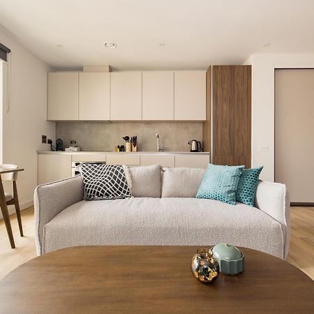 Charles Hope London Greenford Greenford  Ngoại thất bức ảnh