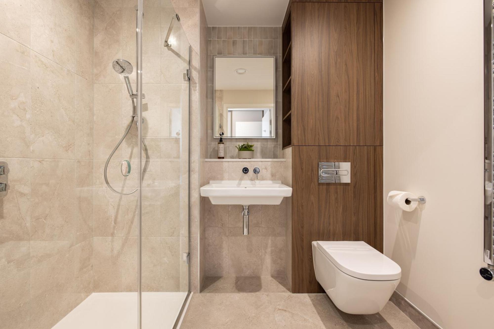 Charles Hope London Greenford Greenford  Ngoại thất bức ảnh