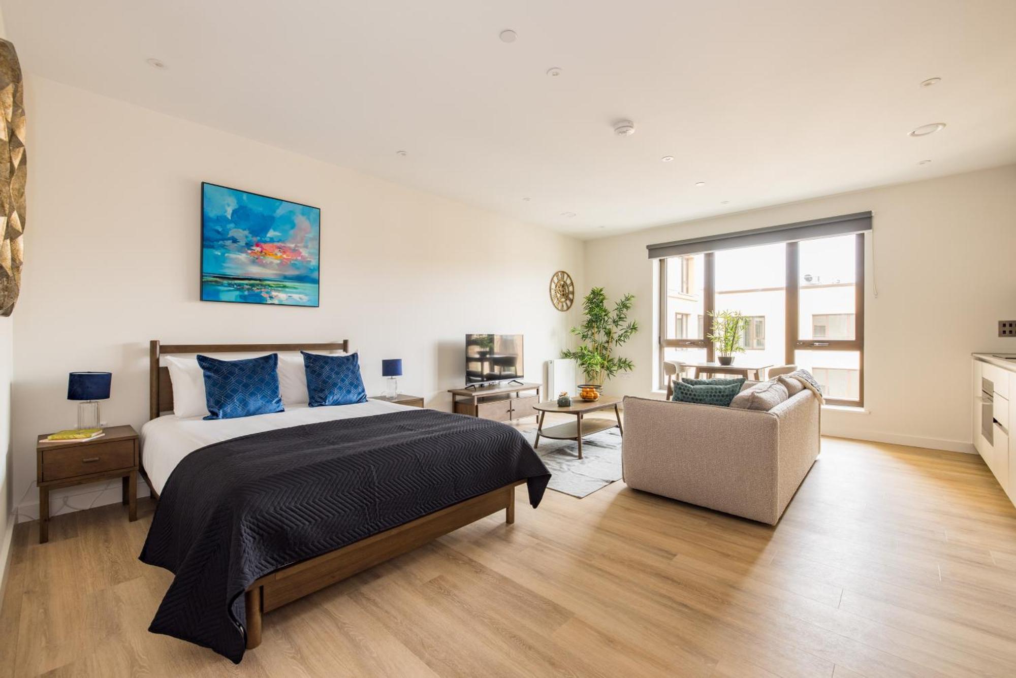Charles Hope London Greenford Greenford  Ngoại thất bức ảnh