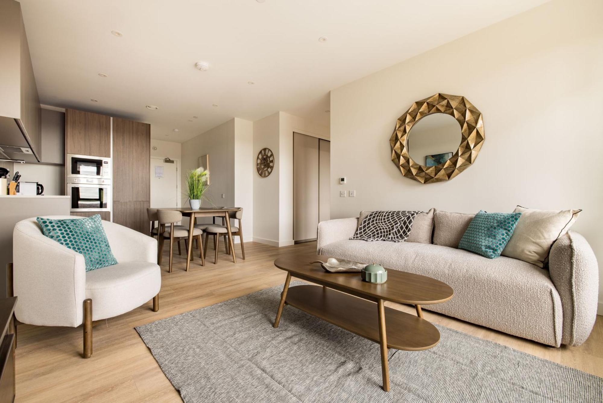 Charles Hope London Greenford Greenford  Ngoại thất bức ảnh