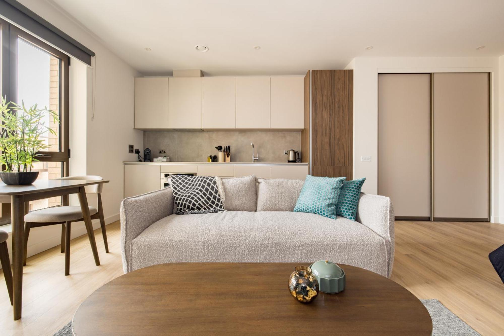 Charles Hope London Greenford Greenford  Ngoại thất bức ảnh