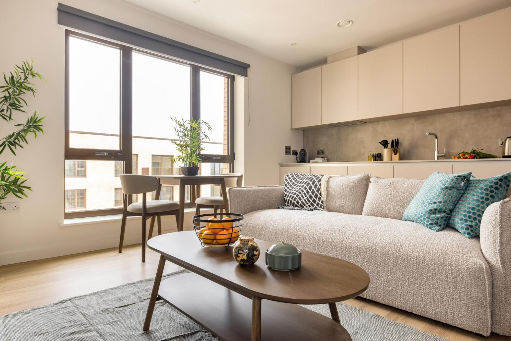 Charles Hope London Greenford Greenford  Ngoại thất bức ảnh