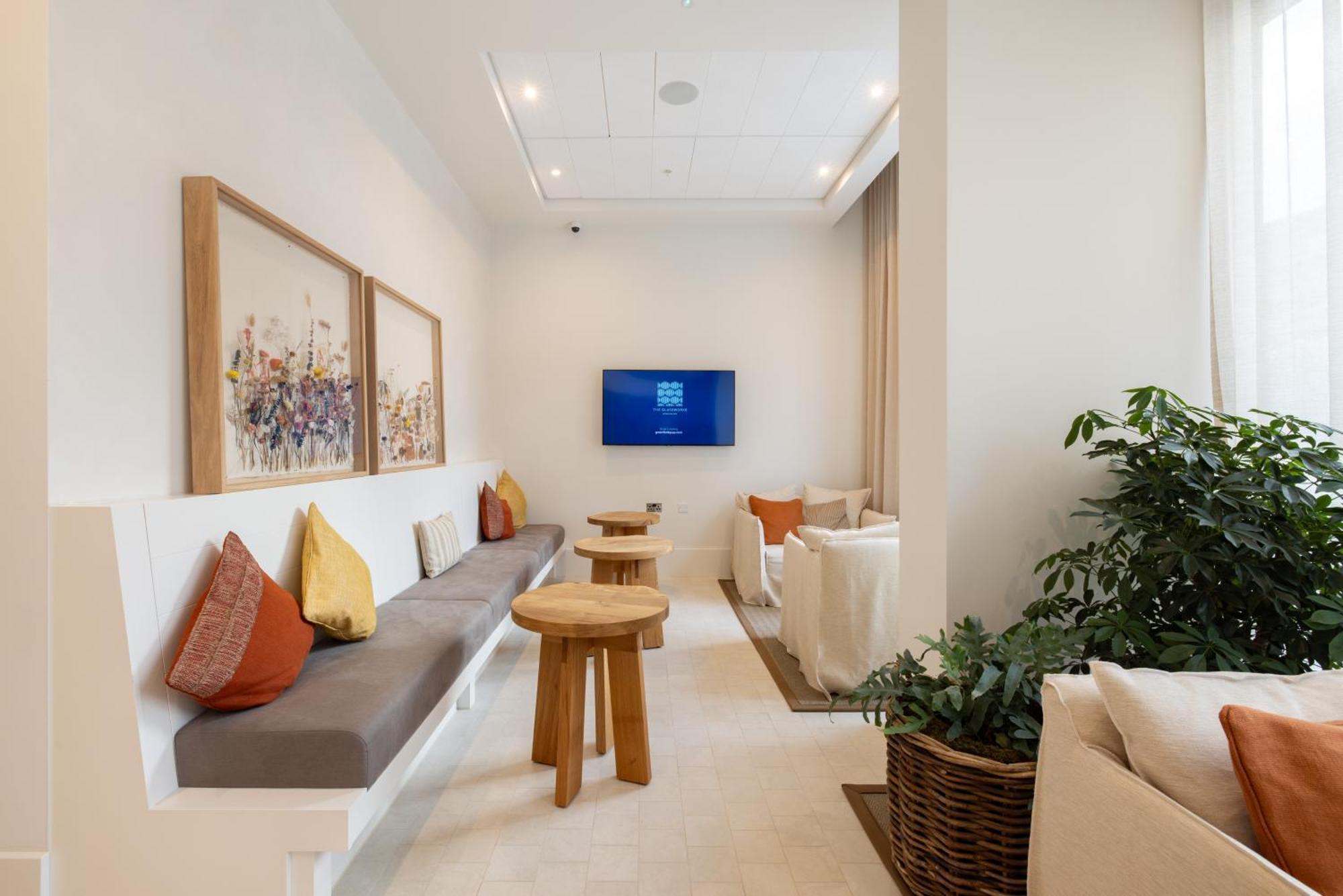 Charles Hope London Greenford Greenford  Ngoại thất bức ảnh